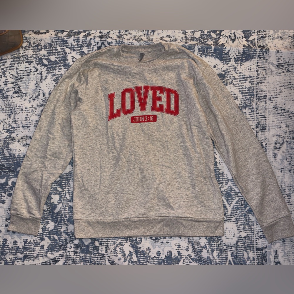 Sweatshirt